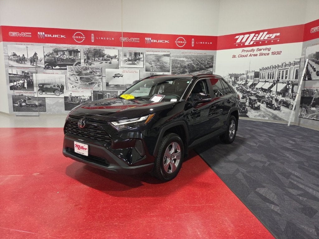 2025 Toyota RAV4 XLE Carbravo Certified