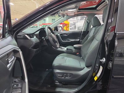 2025 Toyota RAV4 XLE Carbravo Certified