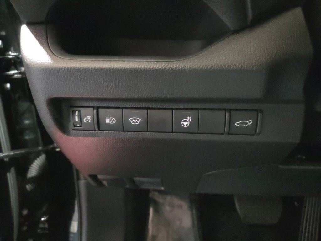 2025 Toyota RAV4 XLE Carbravo Certified