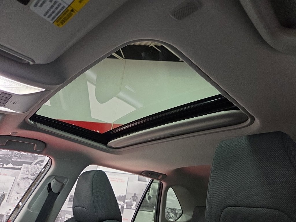2025 Toyota RAV4 XLE Carbravo Certified