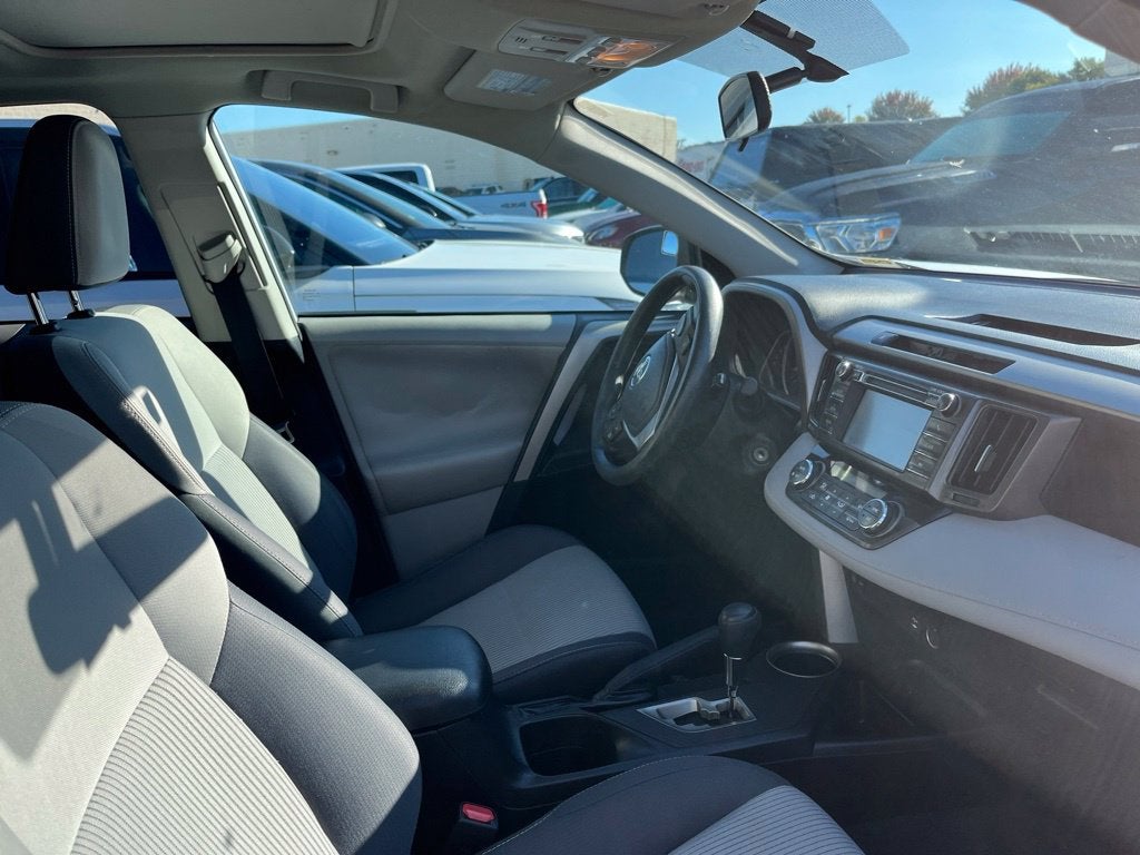 Used 2013 Toyota RAV4 XLE with VIN 2T3RFREV3DW073072 for sale in St. Cloud, Minnesota