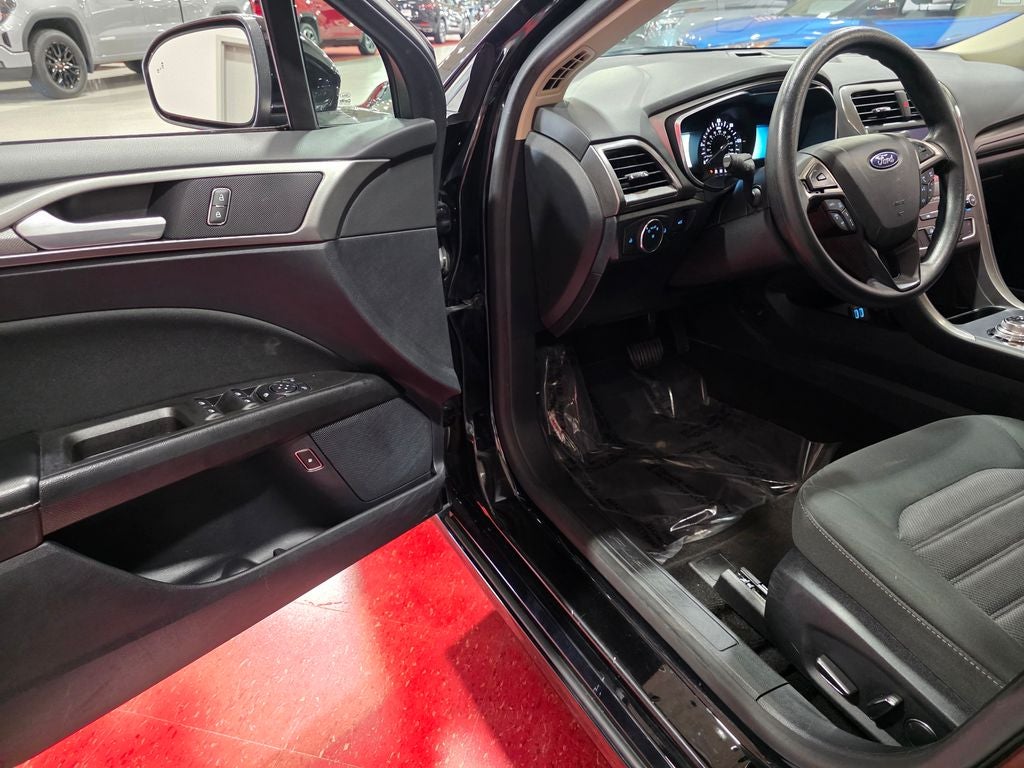 2020 Ford Fusion Hybrid SE
