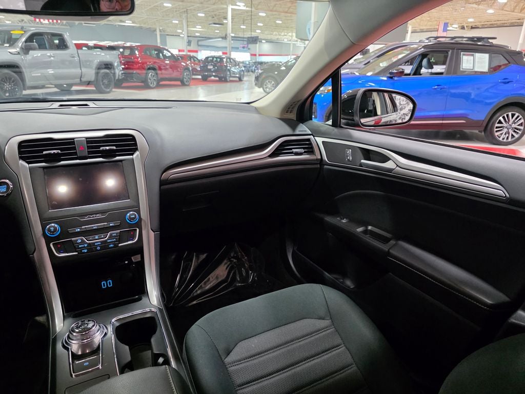 2020 Ford Fusion Hybrid SE