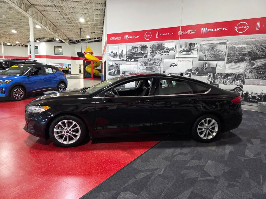 2020 Ford Fusion Hybrid SE