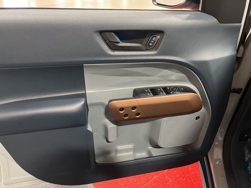 2022 Ford Maverick Lariat Carbravo CPO