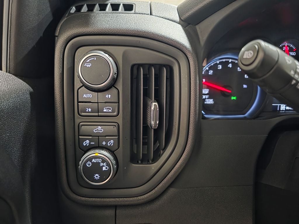 2023 Chevrolet Silverado 1500 Custom CarBravo Certified
