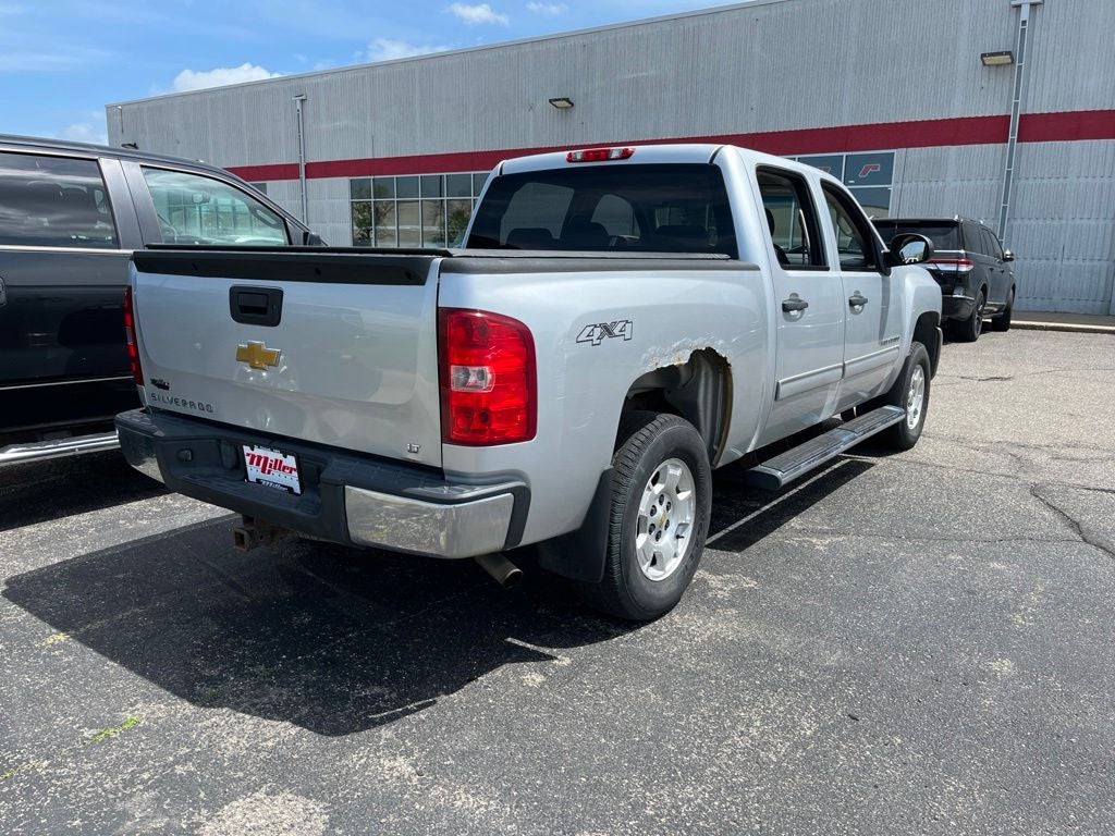 Used 2013 Chevrolet Silverado 1500 LT with VIN 3GCPKSE76DG378920 for sale in St. Cloud, Minnesota