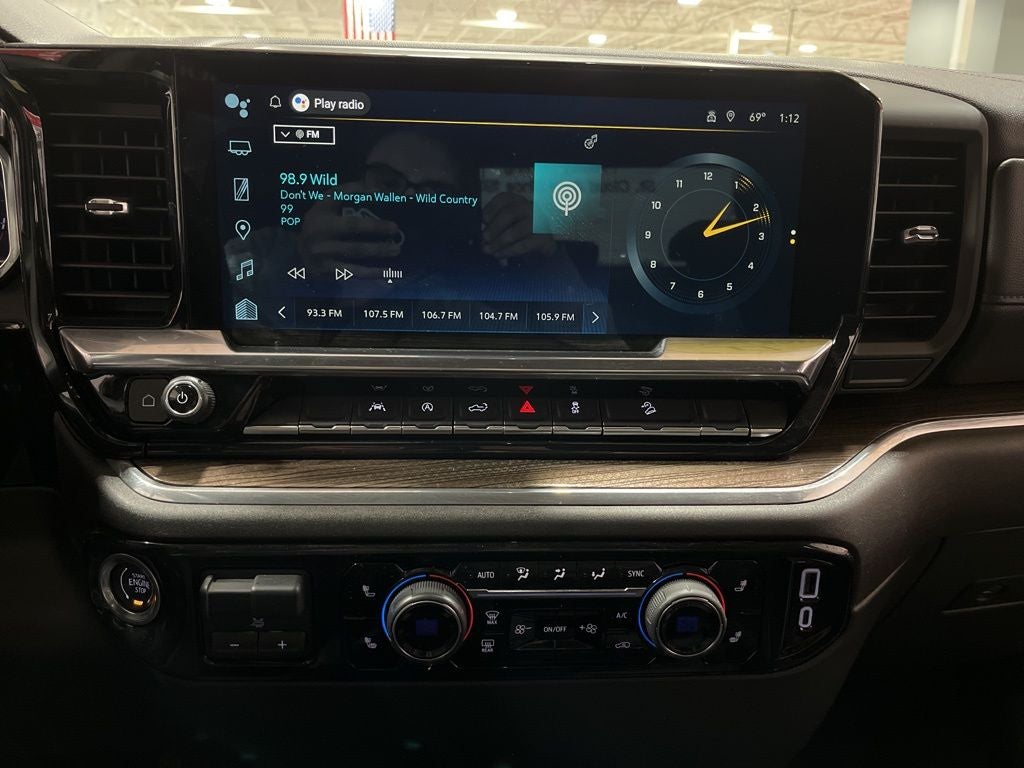 2024 Chevrolet Silverado 1500 LT LT1