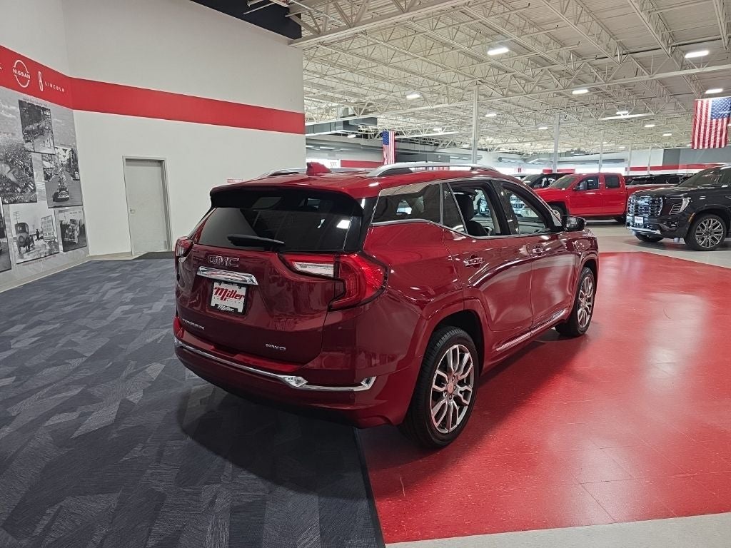 2024 GMC Terrain Denali Carbravo GM CPO