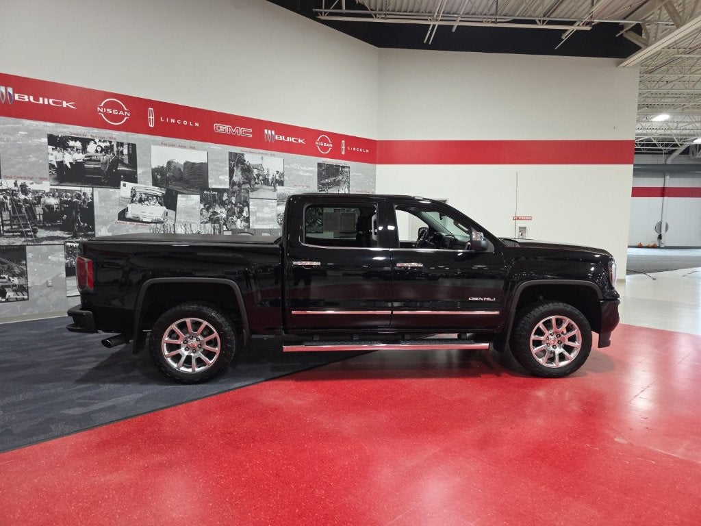 Used 2018 GMC Sierra 1500 Denali Denali with VIN 3GTU2PEJ4JG538252 for sale in St. Cloud, Minnesota