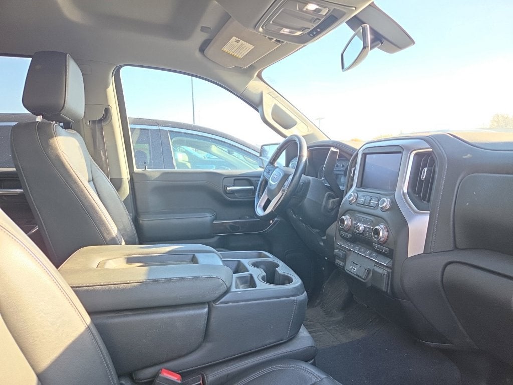 Used 2020 GMC Sierra 1500 SLT with VIN 3GTU9DED1LG105799 for sale in St. Cloud, Minnesota