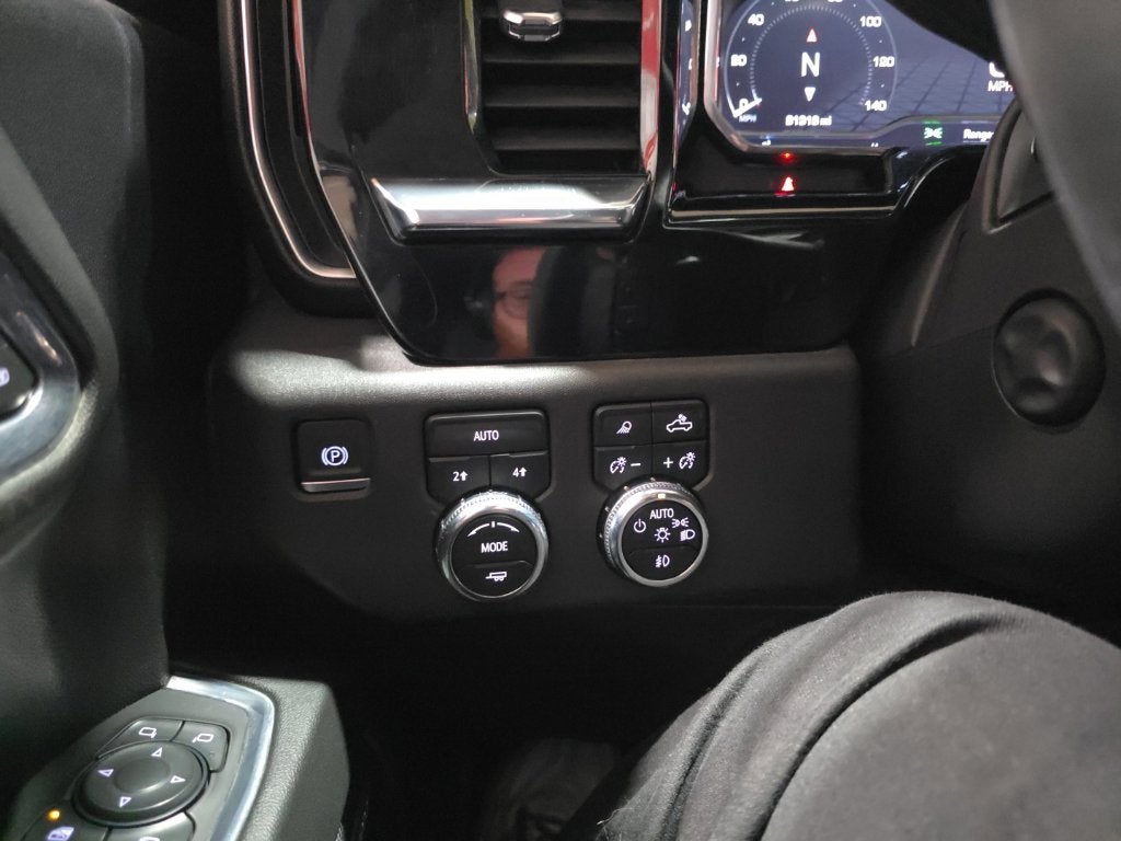 2024 GMC Sierra 1500 SLT - Photo 31