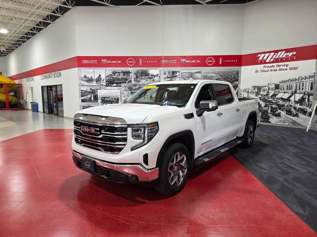 2024 GMC Sierra 1500 SLT