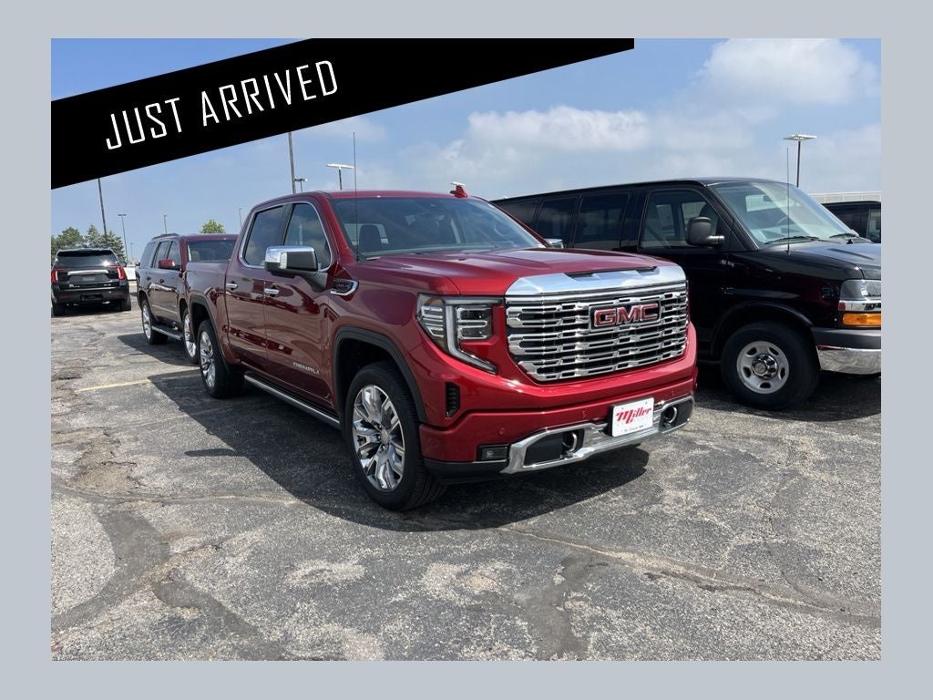 2024 GMC Sierra 4WD Crew Cab Short Box Denali's photo