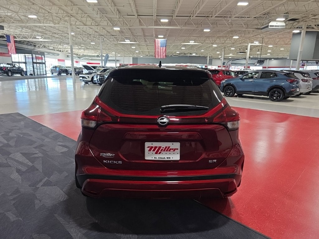 2024 Nissan Kicks SR Carbravo CPO