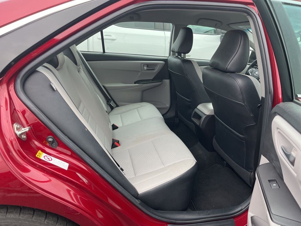 2016 Toyota Camry SE