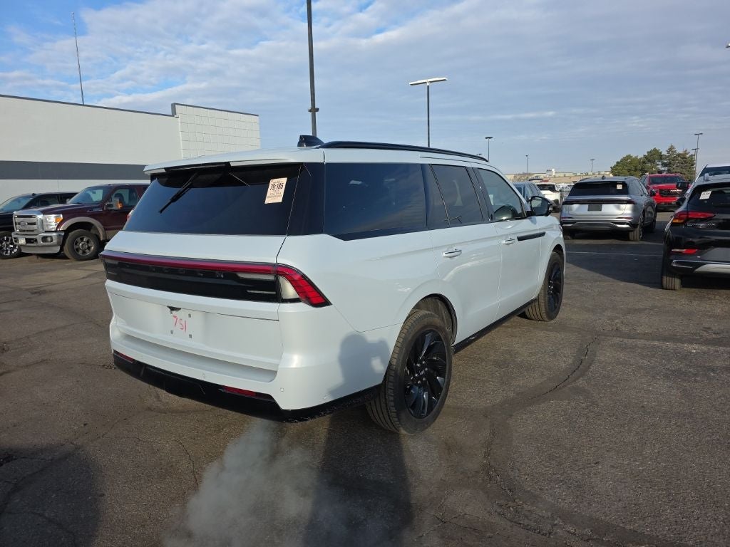 Used 2025 Lincoln Navigator Reserve with VIN 5LMJJ2LG3SEL11751 for sale in St. Cloud, Minnesota