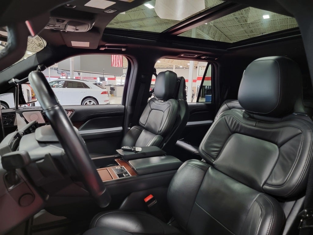 2023 Lincoln Navigator L Reserve