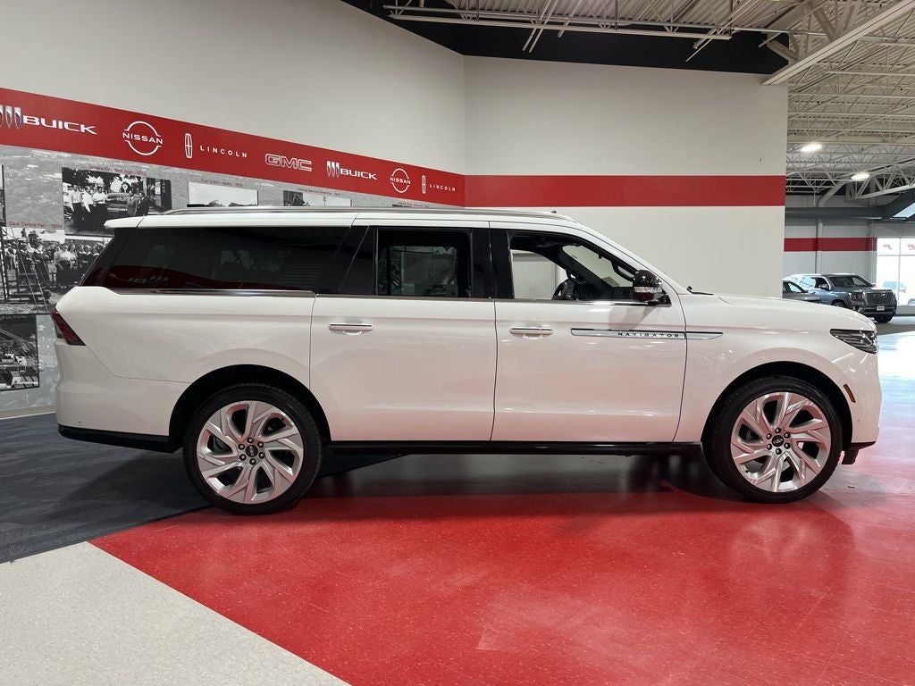 Used 2025 Lincoln Navigator Reserve L with VIN 5LMJJ3LG9SEL01795 for sale in St. Cloud, Minnesota