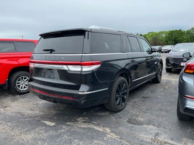 2022 Lincoln Navigator L Reserve