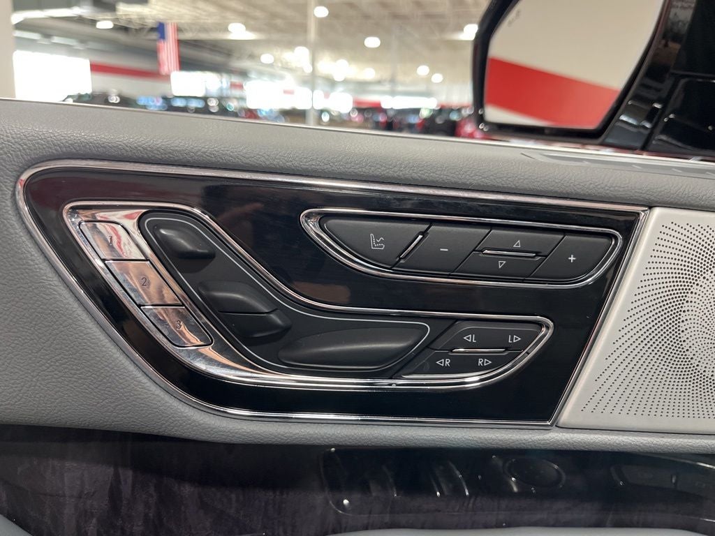 2021 Lincoln Navigator L Reserve