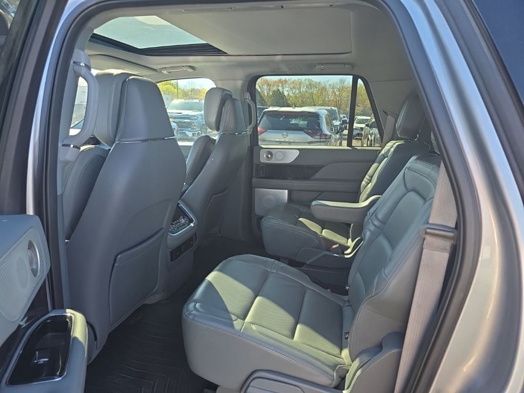 2021 Lincoln Navigator L Reserve