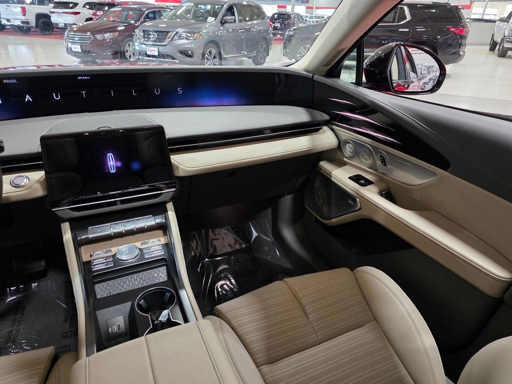 2024 Lincoln Nautilus Reserve