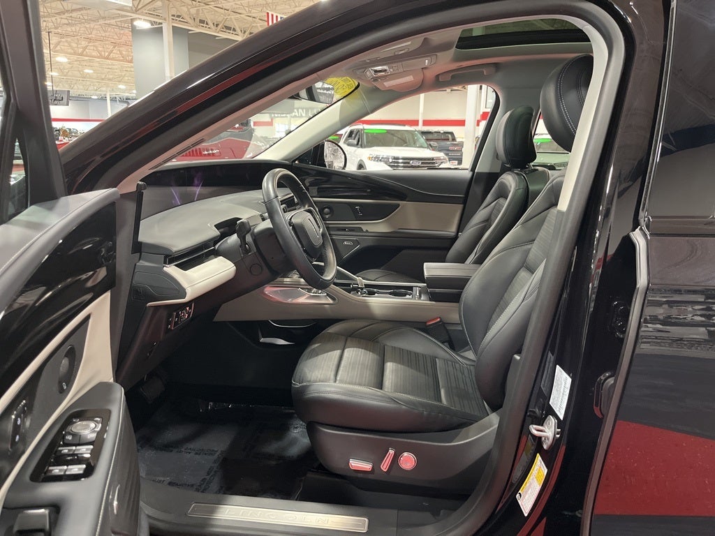 2025 Lincoln Nautilus Reserve