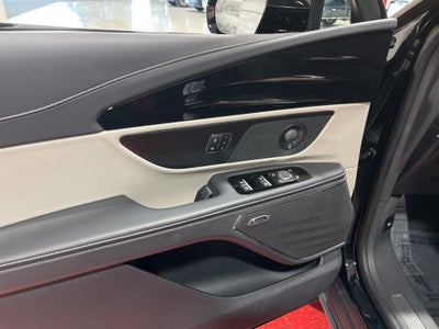 2025 Lincoln Nautilus Reserve