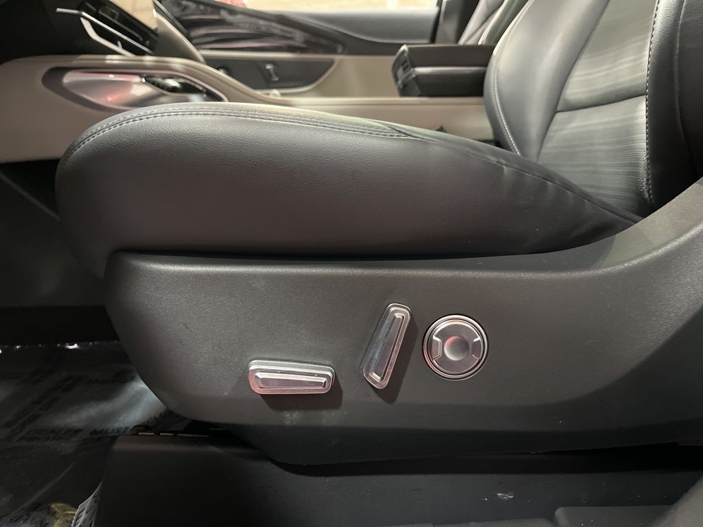 2025 Lincoln Nautilus Reserve