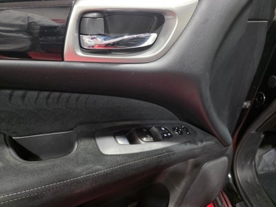 2016 Nissan Pathfinder SV