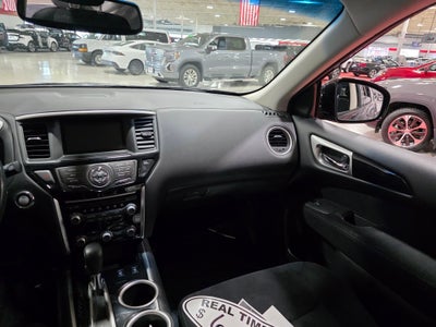 2016 Nissan Pathfinder SV