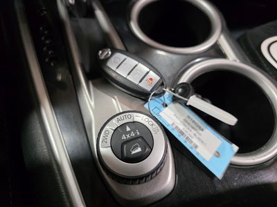 2016 Nissan Pathfinder SV