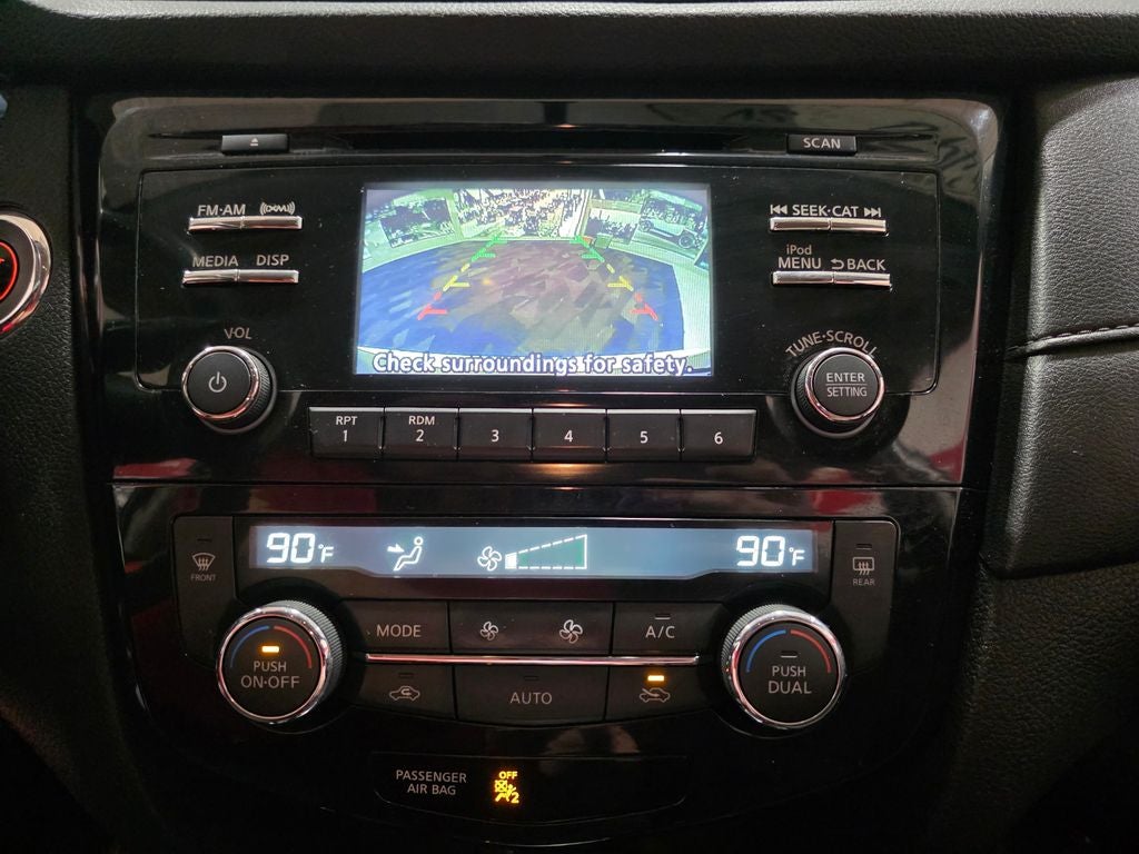 2017 Nissan Rogue SV