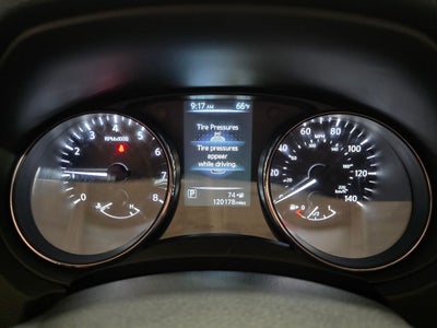 2017 Nissan Rogue SV