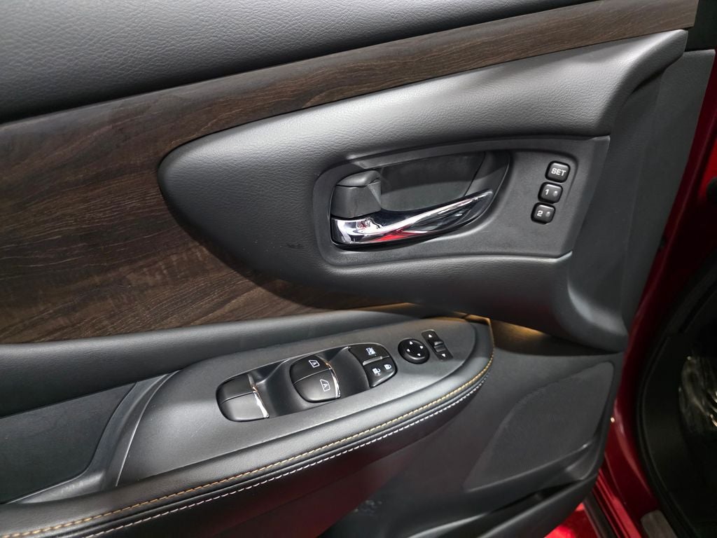 2024 Nissan Murano Platinum Carbravo CPO