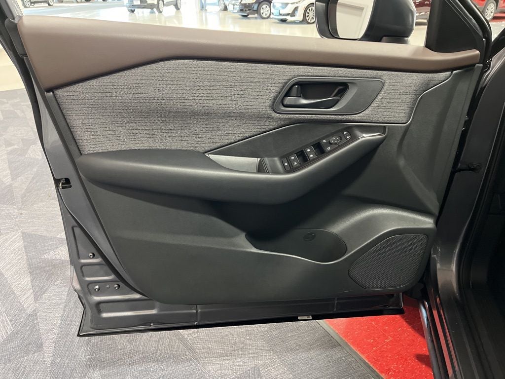 2023 Nissan Rogue S Carbravo Certified