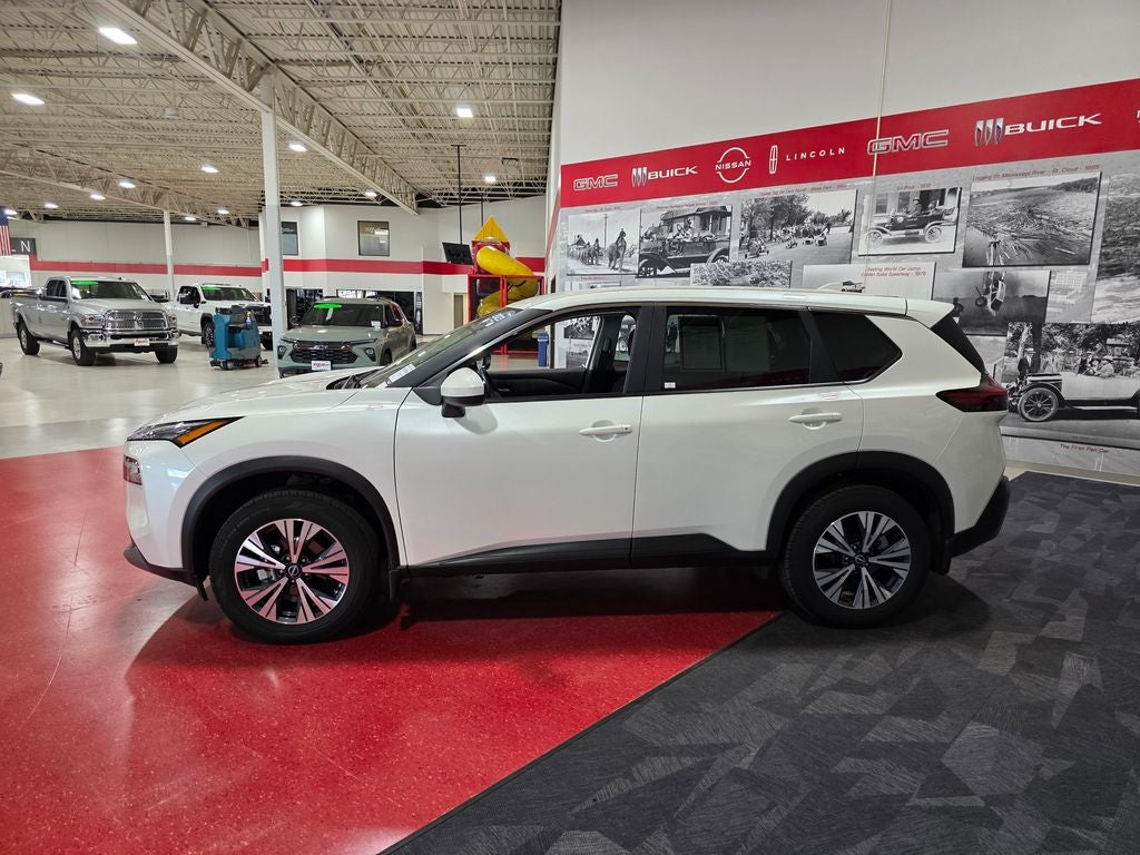 2023 Nissan Rogue SV