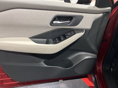 2023 Nissan Rogue SV Carbravo Certified