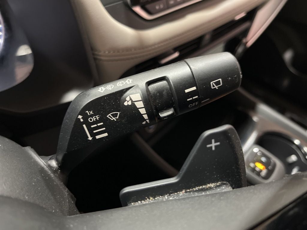 2023 Nissan Rogue SV Carbravo Certified