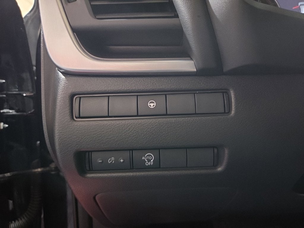 2023 Nissan Rogue SV Carbravo Certified