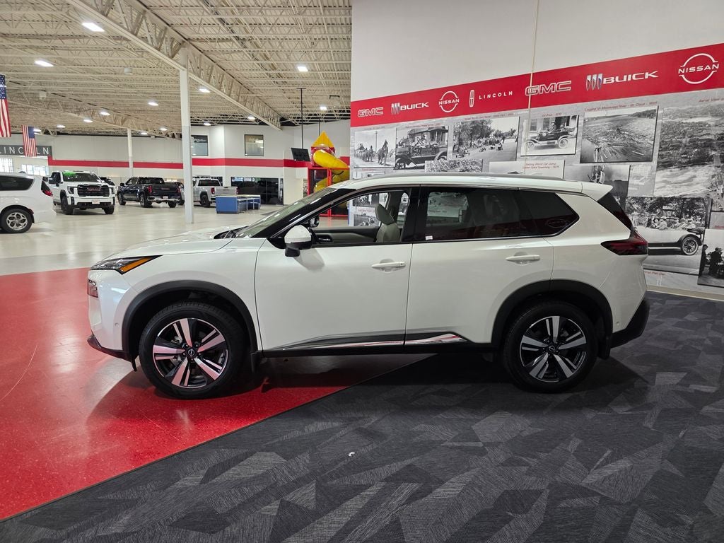 2023 Nissan Rogue SL