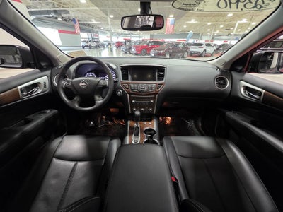 2019 Nissan Pathfinder Platinum Carbravo CPO