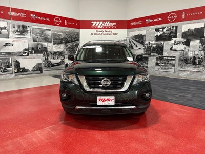 2018 Nissan Pathfinder SL