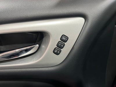 2018 Nissan Pathfinder SL