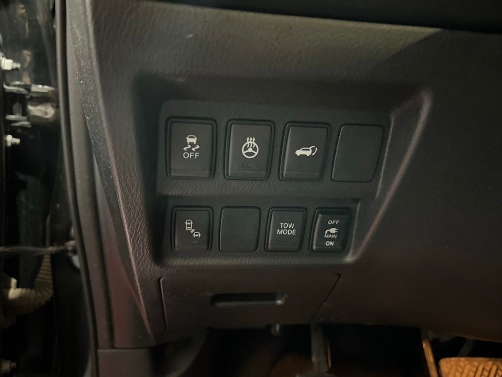 2018 Nissan Pathfinder SL