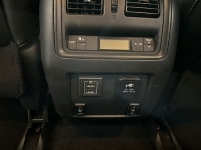 2018 Nissan Pathfinder SL