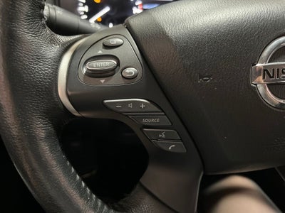 2018 Nissan Pathfinder SL