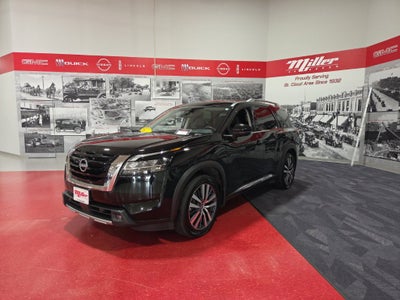 2022 Nissan Pathfinder Platinum Carbravo CPO