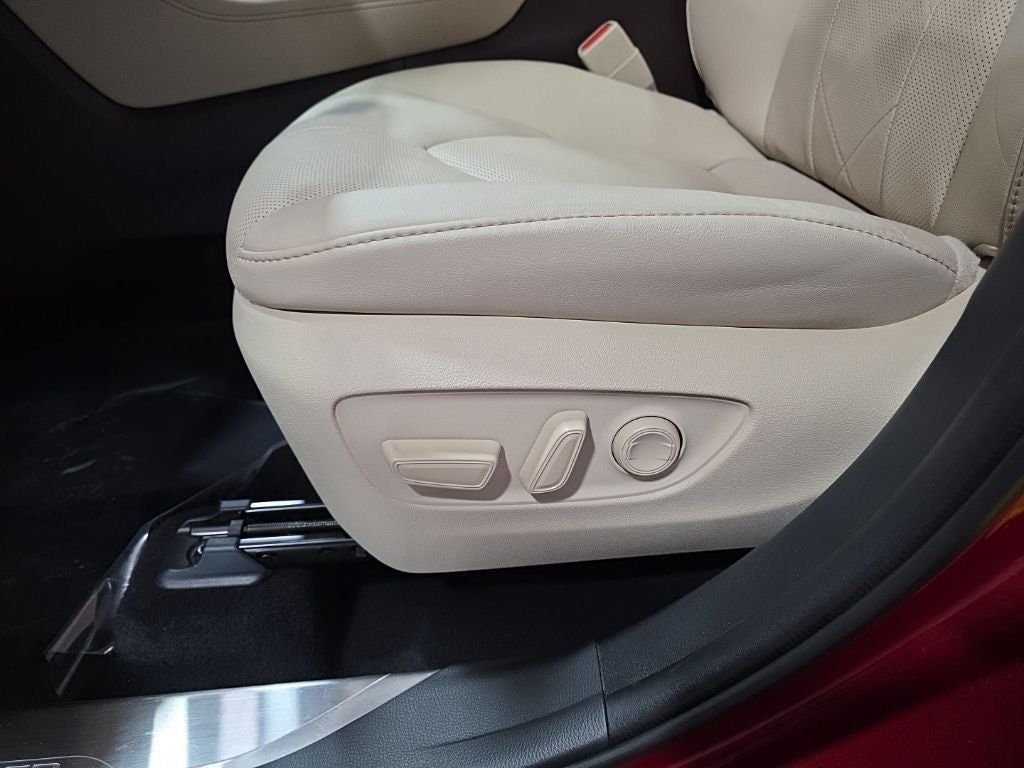 2020 Toyota Highlander Platinum Carbravo Certified